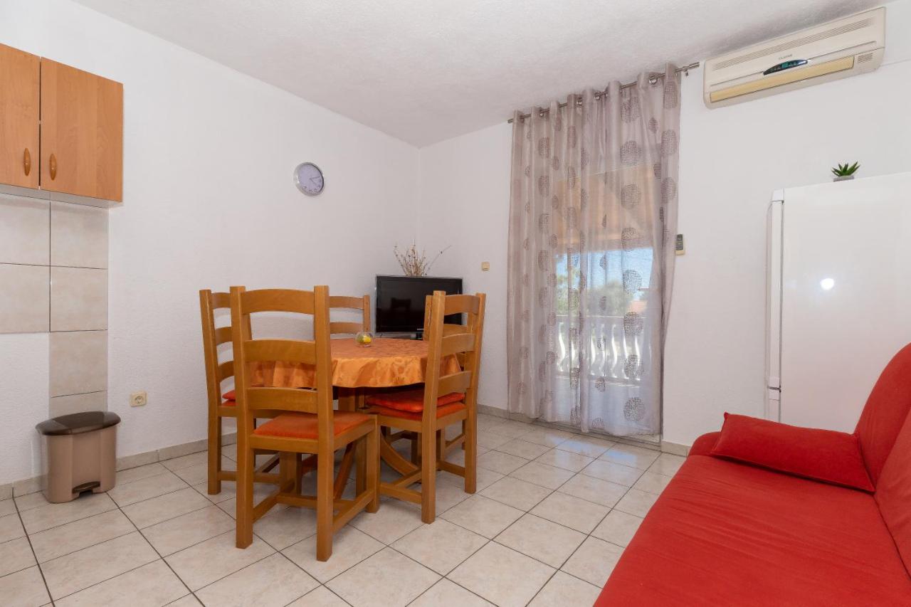Apartmani Dada Biograd Na Moru Exterior foto