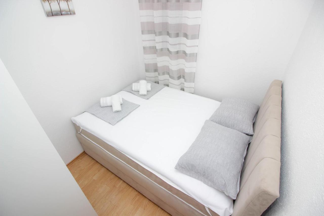Apartmani Dada Biograd Na Moru Exterior foto